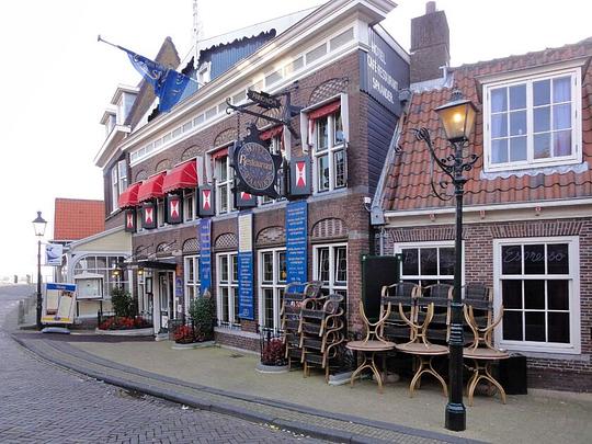 Waarom is het beroemde hotel Spaander in Volendam al zo lang dicht?