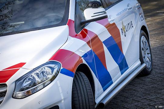 Auto politie voor- en zijaanzicht