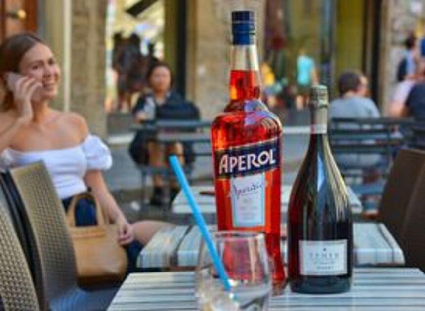 De lekkerste drankjes om op het terras te schenken