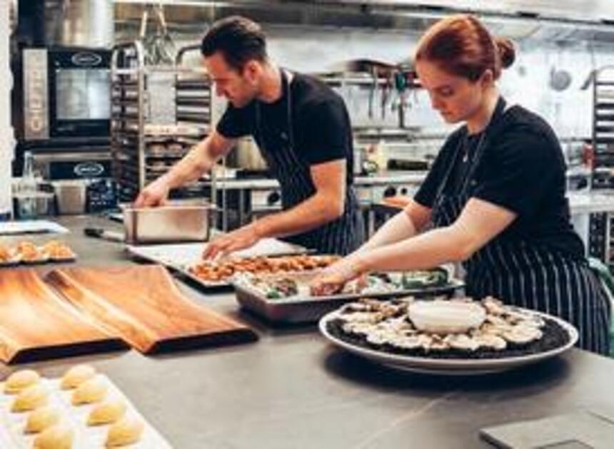 Afname lopende WW-uitkeringen het grootst bij horeca en catering