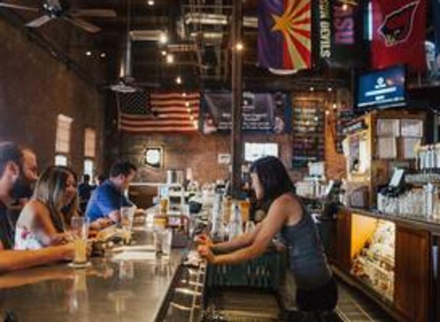 Campagne 'Vraag naar Angela' tegen seksuele intimidatie in horeca