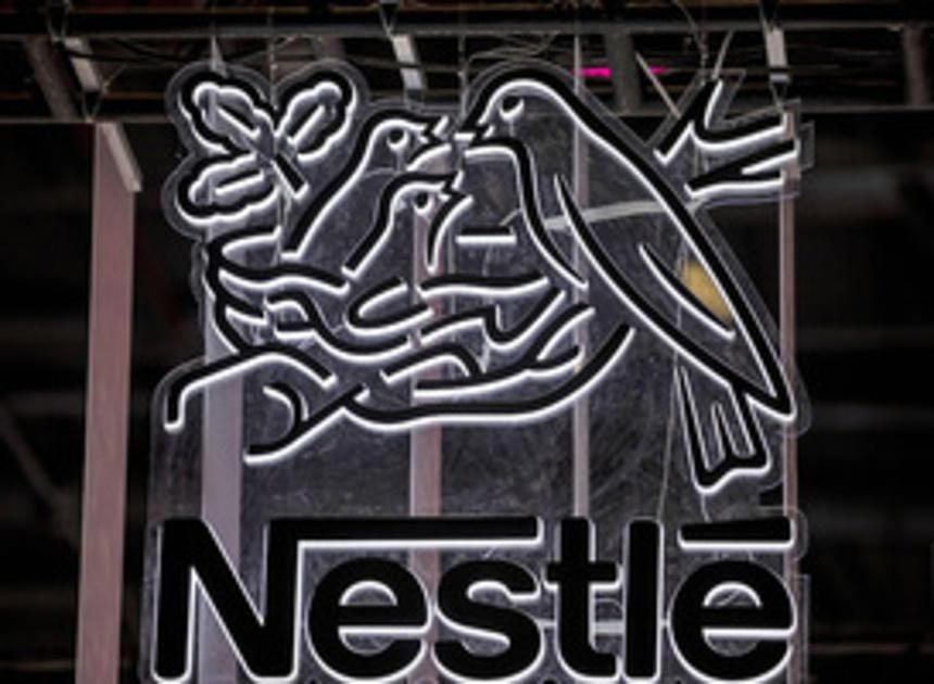 Consumenten lijken het te pikken, dus verhoogt Nestlé van KitKat weer de prijs