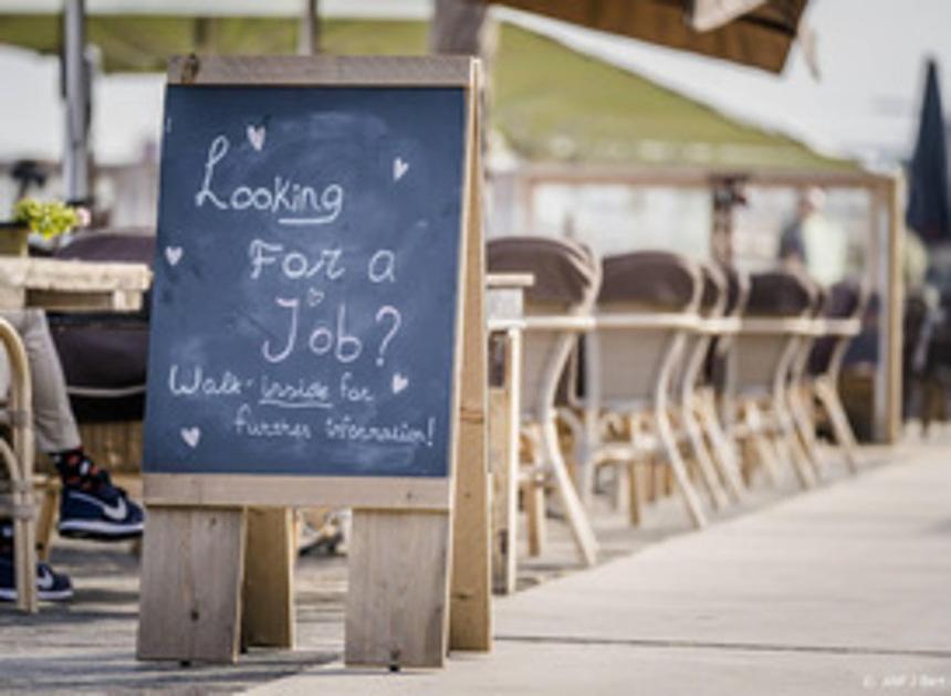 Grote bedrijven starten samen campagne voor meer personeel in de horeca