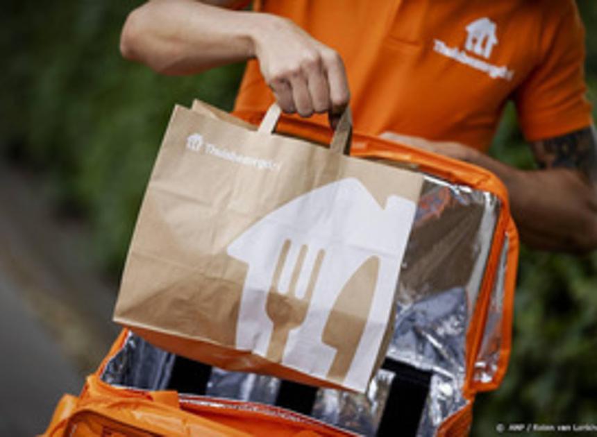 Just Eat Takeaway van Thuisbezorgd keldert op Damrak