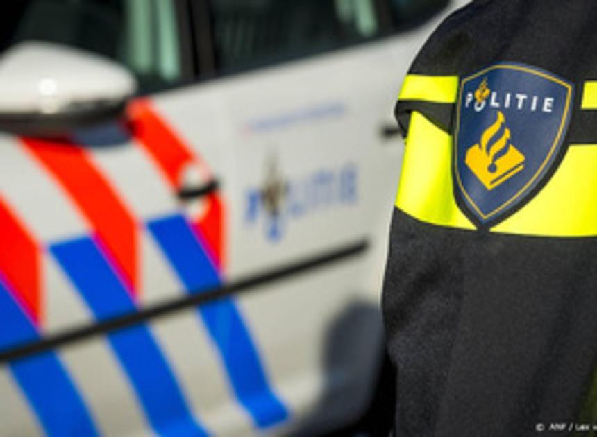 Man met bijl achter 9-jarige aan vanwege belletje trekken, cafébezoeker gewond