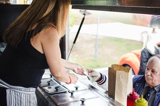 Tijdens Rollende Keukens wordt Amsterdams Westerpark één groot openluchtrestaurant