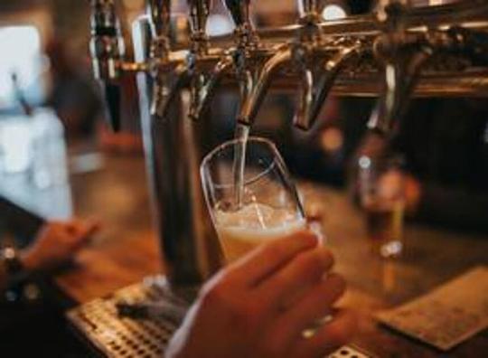 Tientallen meldingen van seksueel grensoverschrijdend gedrag in de horeca