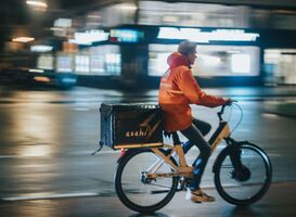 Miljardenverlies bij Just Eat Takeaway door overnames