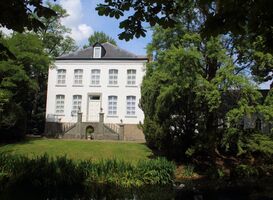 Gemeente Weert onderzoekt mogelijkheden horeca in Kasteelpark Nijenborgh / Foto: "Nijenborgh Weert" door FrDr ( CC BY-SA 4.0.) https://creativecommons.org/licenses/by-sa/4.0/?ref=openverse.