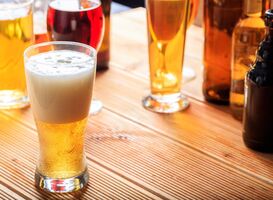 Burgemeester Smallingerland wil alcoholverkoop aan minderjarigen zwaarder aanpakken