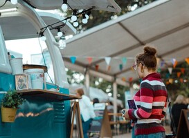 Deze cateraar ging van honderd hapjes voor ouders naar duizend per week