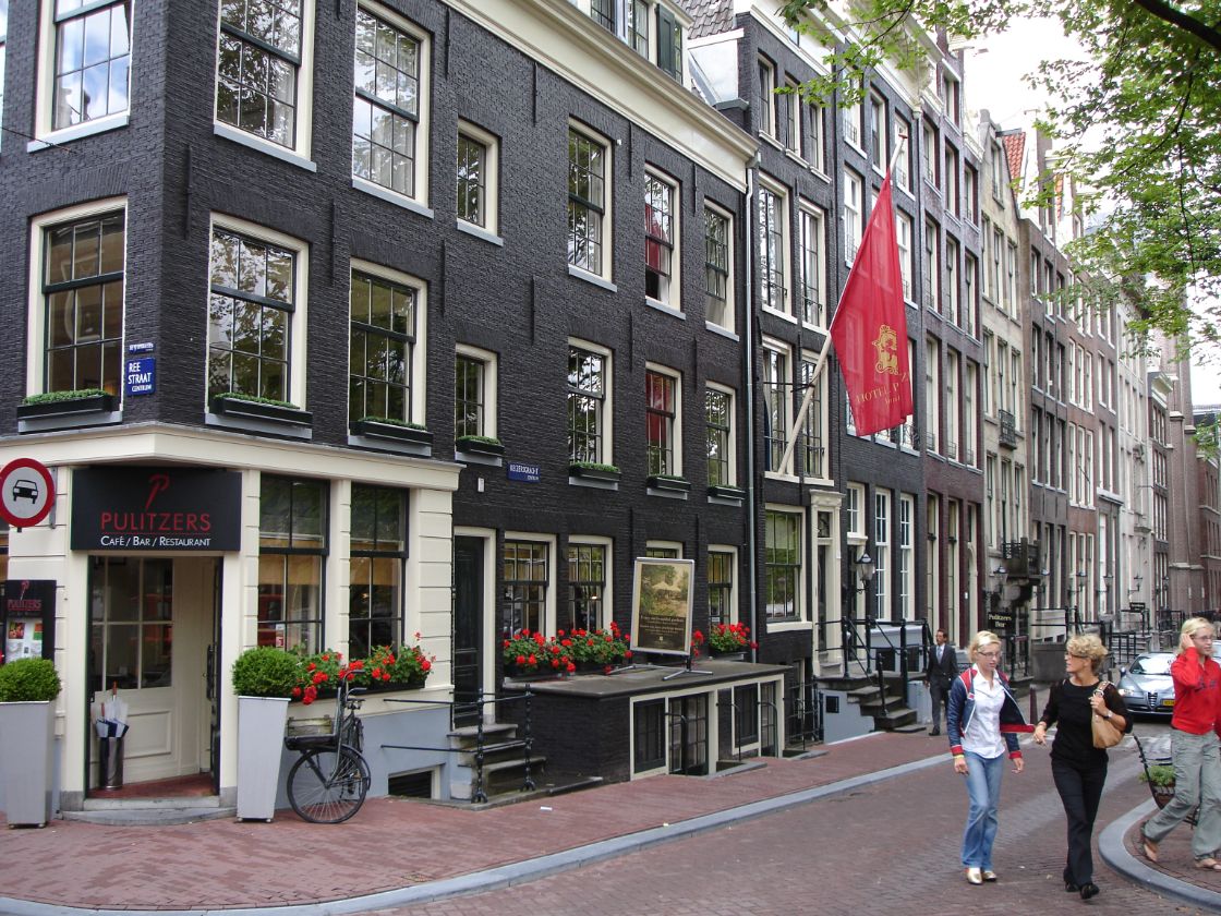 Ondanks hotelstop Amsterdam zes jaar geleden wordt er nog ongeveer twintig hotels gewerkt / Foto: "Hotel Pulitzer, Amsterdam, Netherlands" door lyng883